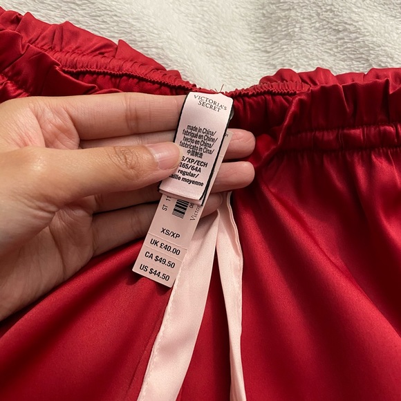 Victoria’s Secret Robe Set - Picture 4 of 4